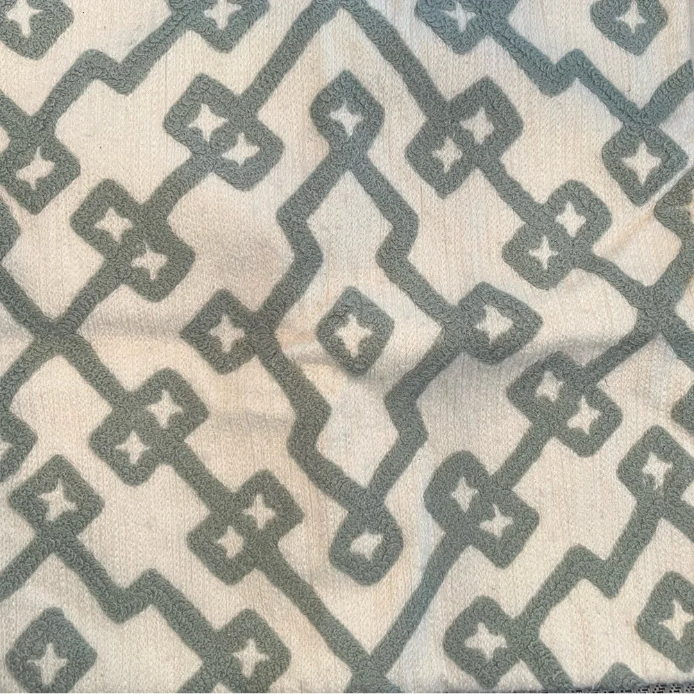 West Elm Crewel Lattice Embroidered Raised Textured Pattern 18” Pillow Cover NWT